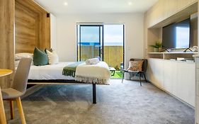 Urban Escape Ground Floor Studio, Wilmer St